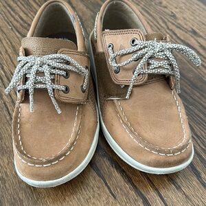Sperry Boat shoes. size 12 boys. Velcro attachment. Worn very few times